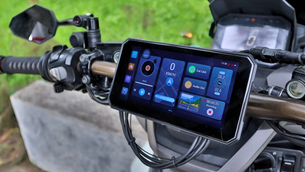 Aoocci U6 Motorcycle GPS Dashcam with Offline Navigation & TPMS